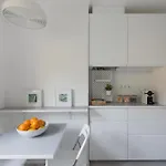 Apartamento Light-filled, Fully Renovated Near Belem, By Timecooler