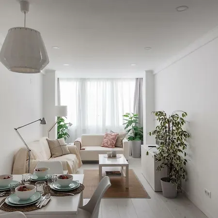 Light-filled, Fully Renovated Near Belem, By Timecooler アパート *