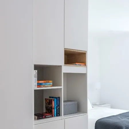 Light-filled, Fully Renovated Near Belém, By Timecooler Appartement *