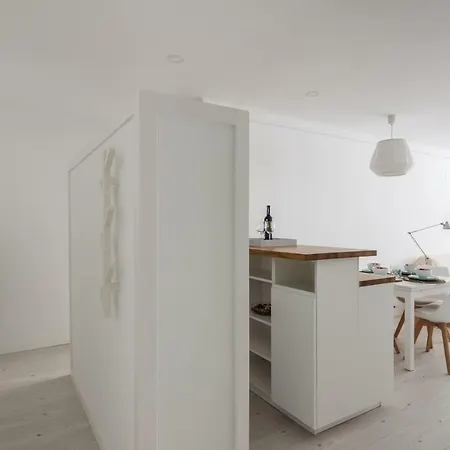 Appartement Light-filled, Fully Renovated Near Belém, By Timecooler *