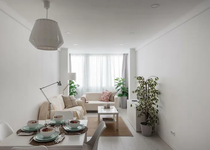 Light-filled, Fully Renovated Near Belem, By Timecooler 公寓 *