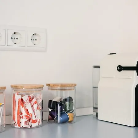 דירה Light-filled, Fully Renovated Near Belem, By Timecooler