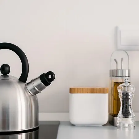 Light-filled, Fully Renovated Near Belem, By Timecooler ליסבון